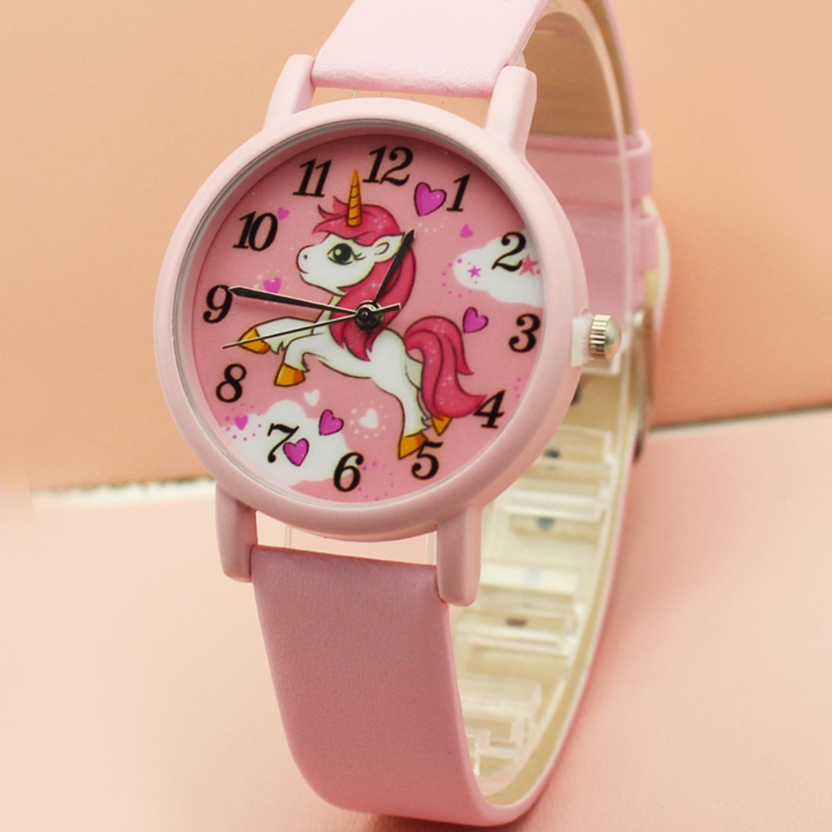 【Hot New Release】Direct Manufacturer Sale: Versatile New Watch for Children and Girls - Cute Student Watch with Cartoon Silicone Design