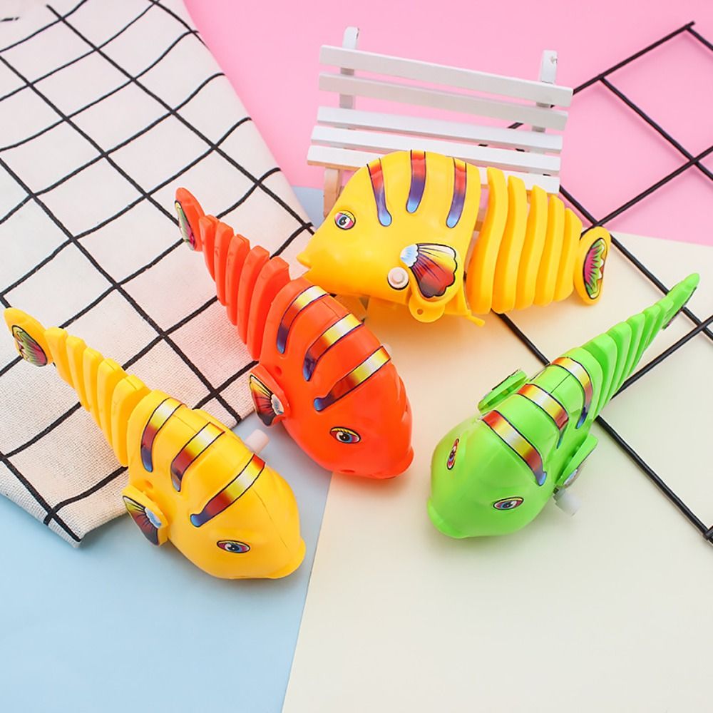 Classic Fun Birthday Gift For Puzzla Early Educational Windup Fish Clockwork Fish Windup Swinging Fish On The Chain Pet Cat
