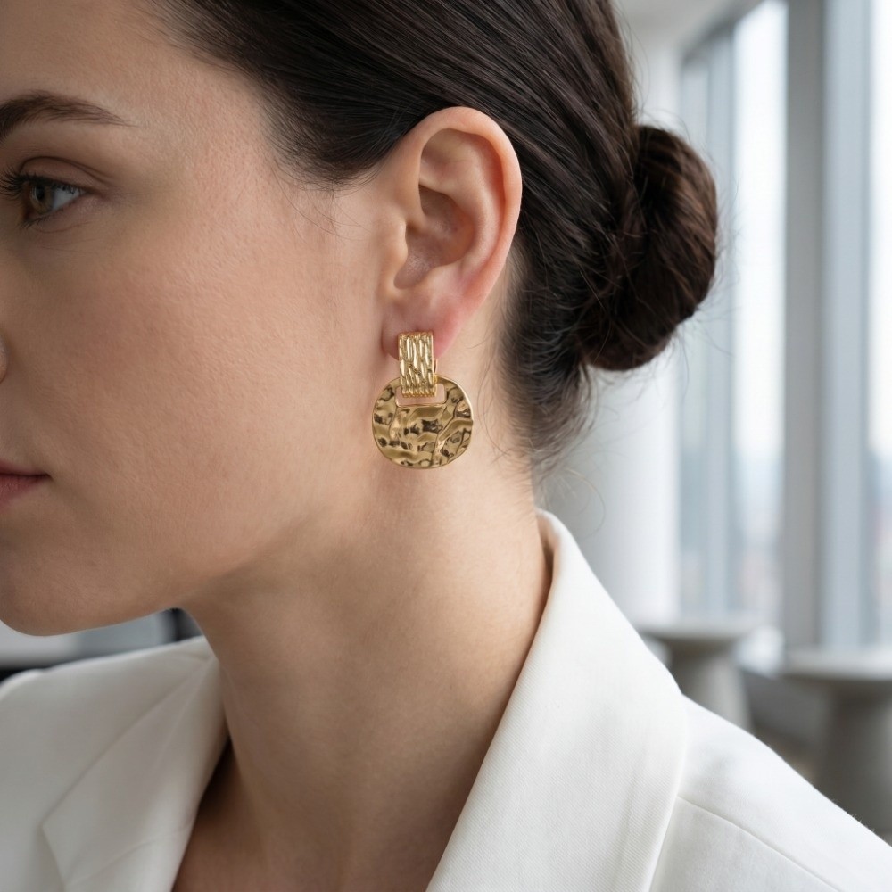 Elegant Large Round Earrings Exaggerated Simple Hoop Earrings Light Women Ear Jewelry Party
