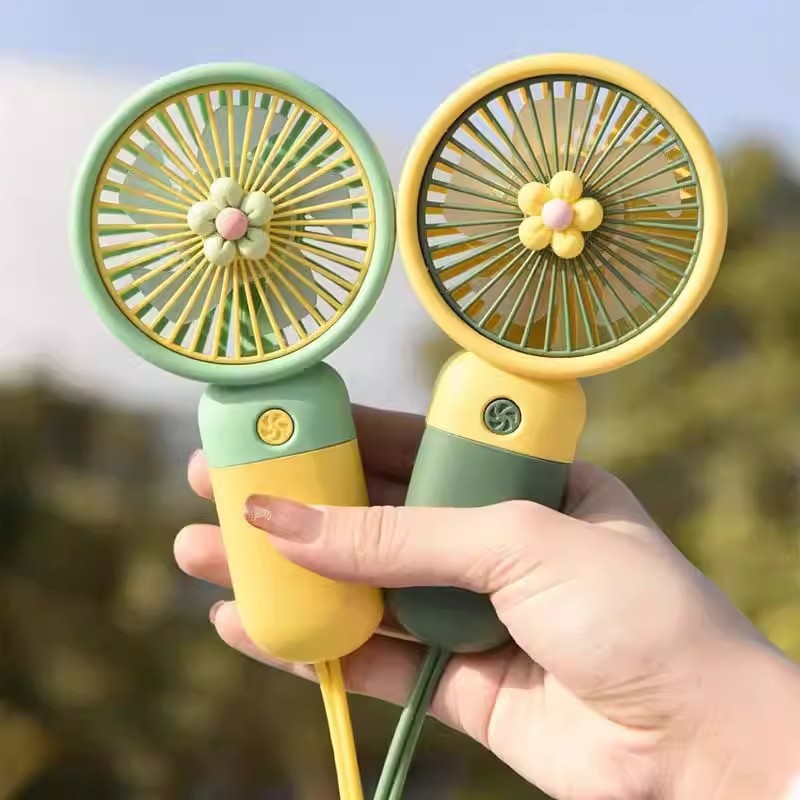 Popular high-quality cartoon bear mini electric fan Children's Gift Portable Rechargeable Handheld Small Fan for Desktop usb Affordable fans are the most popular