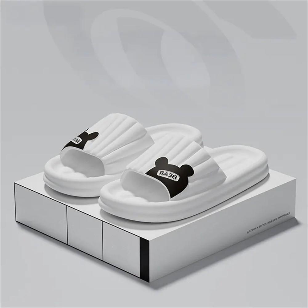 Thick Sole Beach Slides Comfortable Ultra Light Cartoon Design Bathroom Sandals Anti Slip Soft Couples Slipper for Beachwear