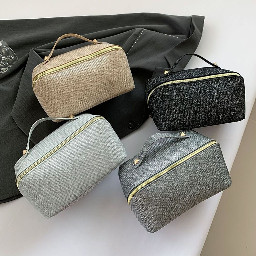 High-quality Shiny Cosmetic Bag Travel Organizer Large Capacity Makeup Bag Portable Washbag