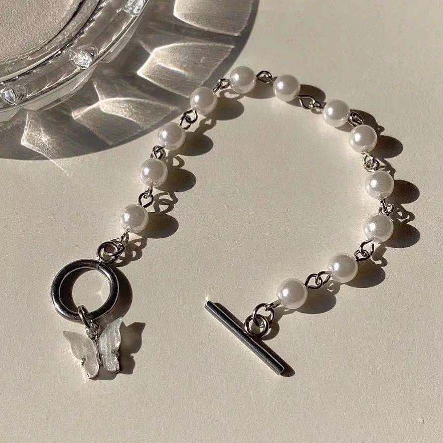 【New arrivals】Japanese and Korean Style Ins Super Fairy Butterfly Pendant Pearl Bracelet Women's Elegant Simple Retro Girlfriend Student Bracelet