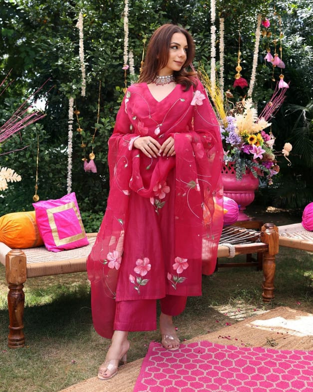 Fabdale Women’s Viscose Rayon Floral Printed Kurta Pant Dupatta Set | Ethnic Festive & Party Wear (DVST-012)