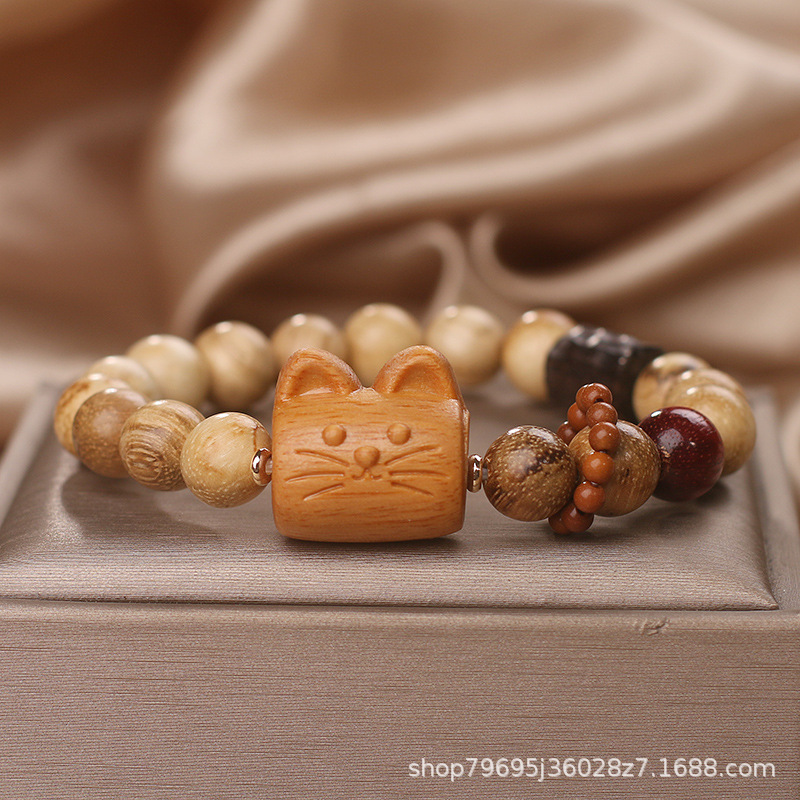 【Year-End Cream Wood Fragrance Cute KT Cat Bracelet Female Design Retro Cartoon Wooden BFF Student