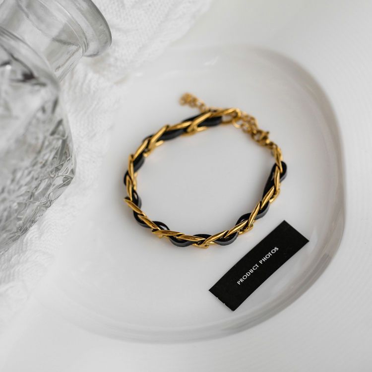 【Mega Sale】Fashionable Winding Leather Bracelet Women's Summer Coarse Chain Ins Trendy Cool Niche Sense Light Luxury Jewelry