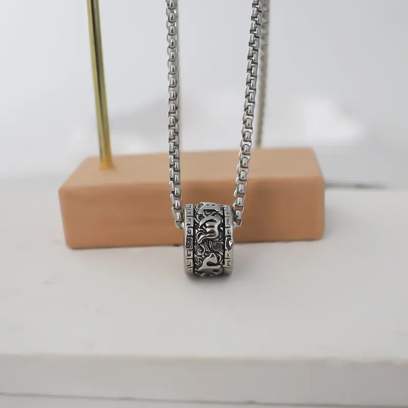 【Fashion-forward】2023 New Style Personalized Men's Metal Vintage Alloy Women's Fashion Single Item Decorations