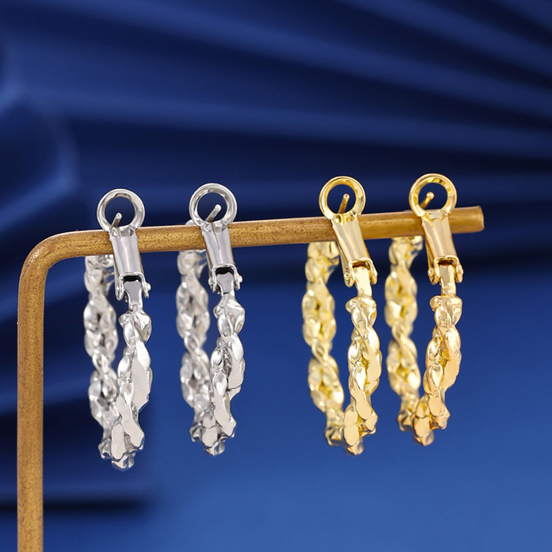 【Hottest Trends】New Irregular Geometric Earrings Female Niche Design Distorted Twist Personality Elegant Ear Buckle Earrings