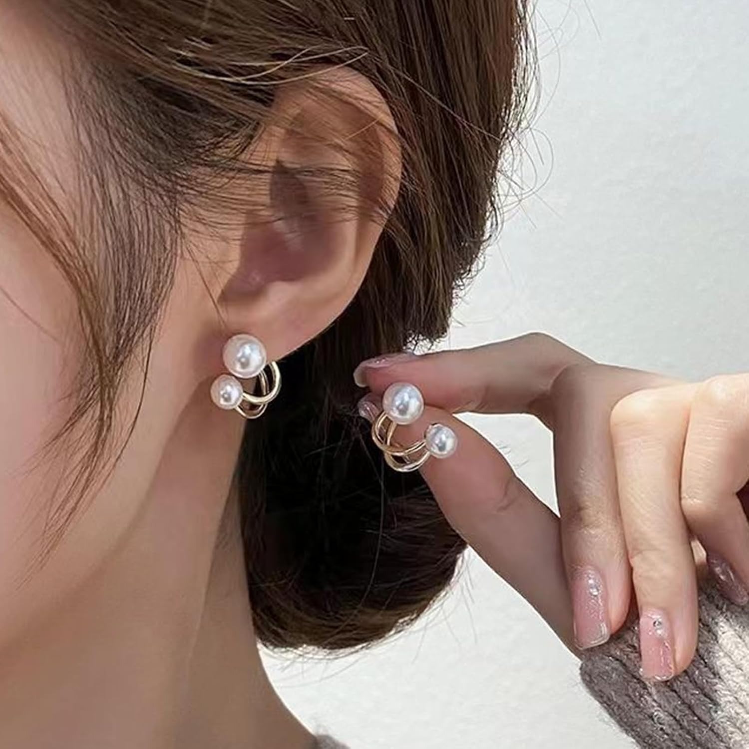 Earring For Women Stylish Fashionable Double Hoop Single Claw Cuff Earring