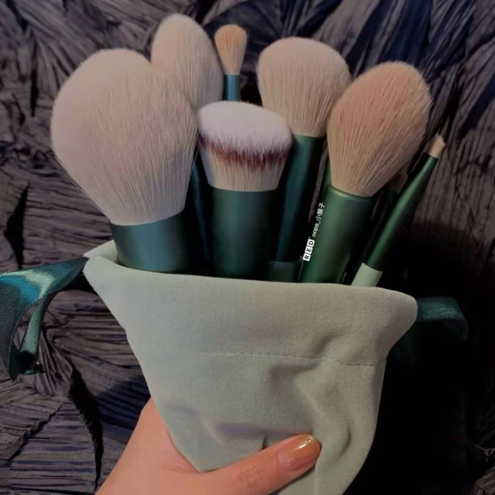 Blush Pro Ladies Storage Bag With Makeup Fluffy Portable Pieces 13 Soft Brush Set Blend Makeup Brush Powder Contour