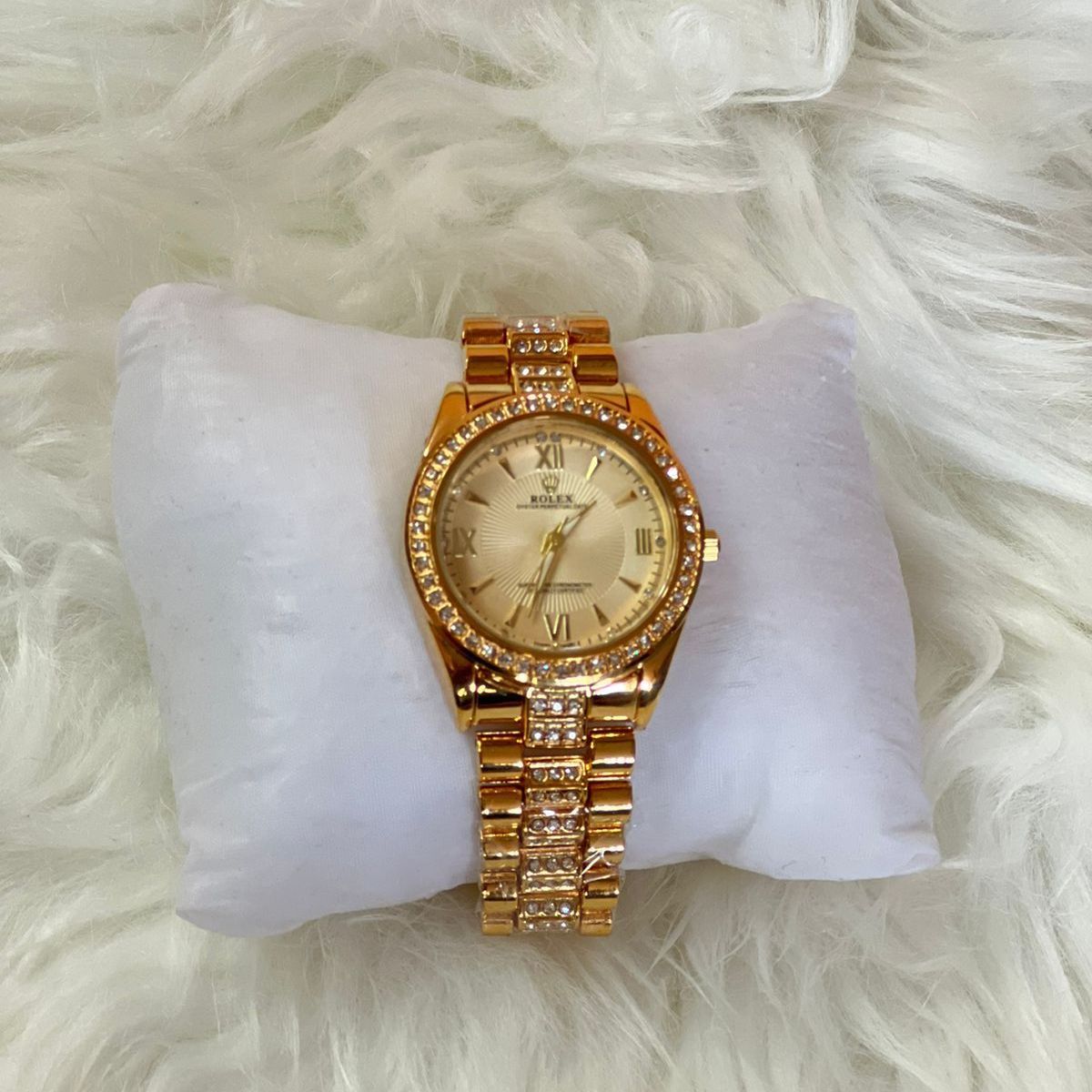 Quartz Golden Watch For Women