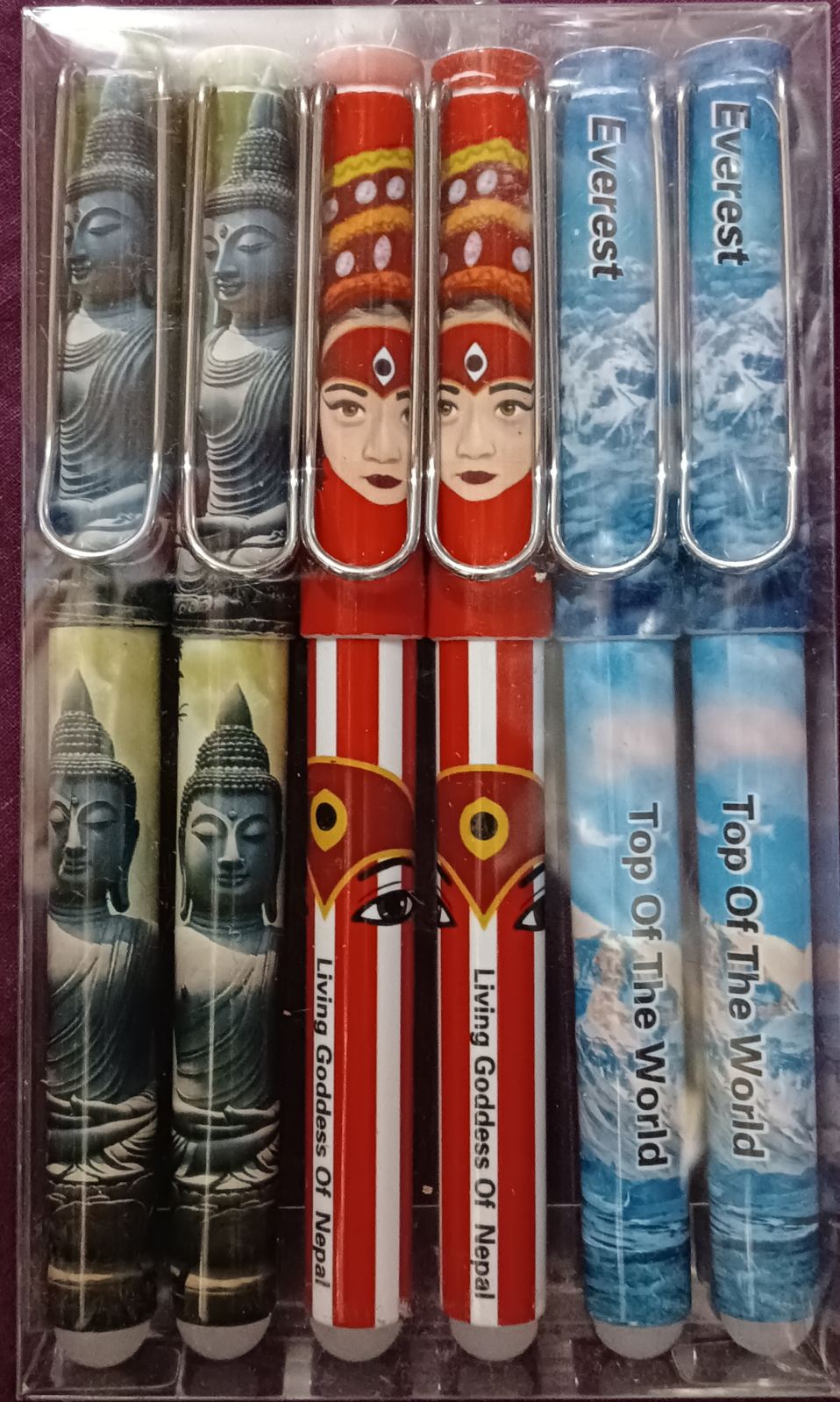 A set of 6 erasable ink pens
