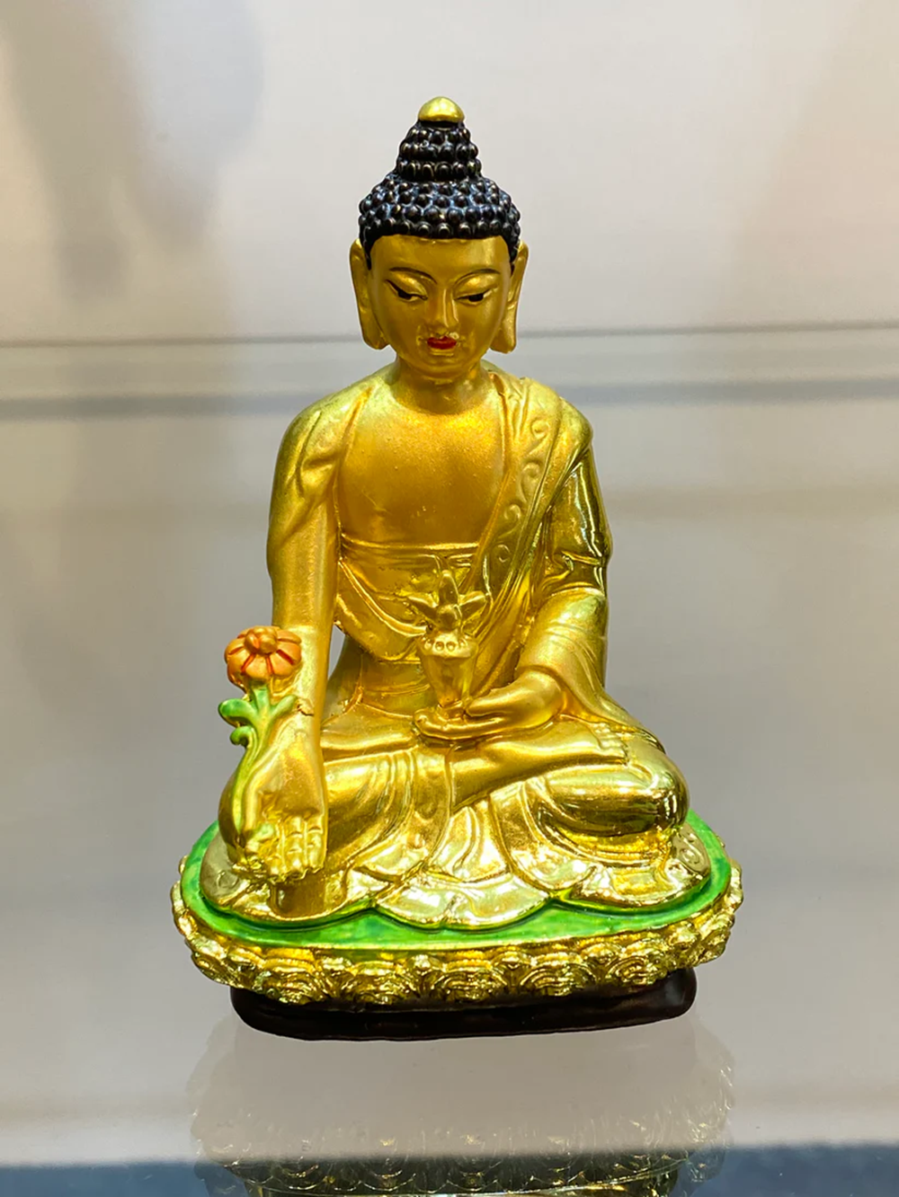 Buddhist Statue of Shakyamuni Buddha, Full Gold Plated, Stone Setting, Face Painted