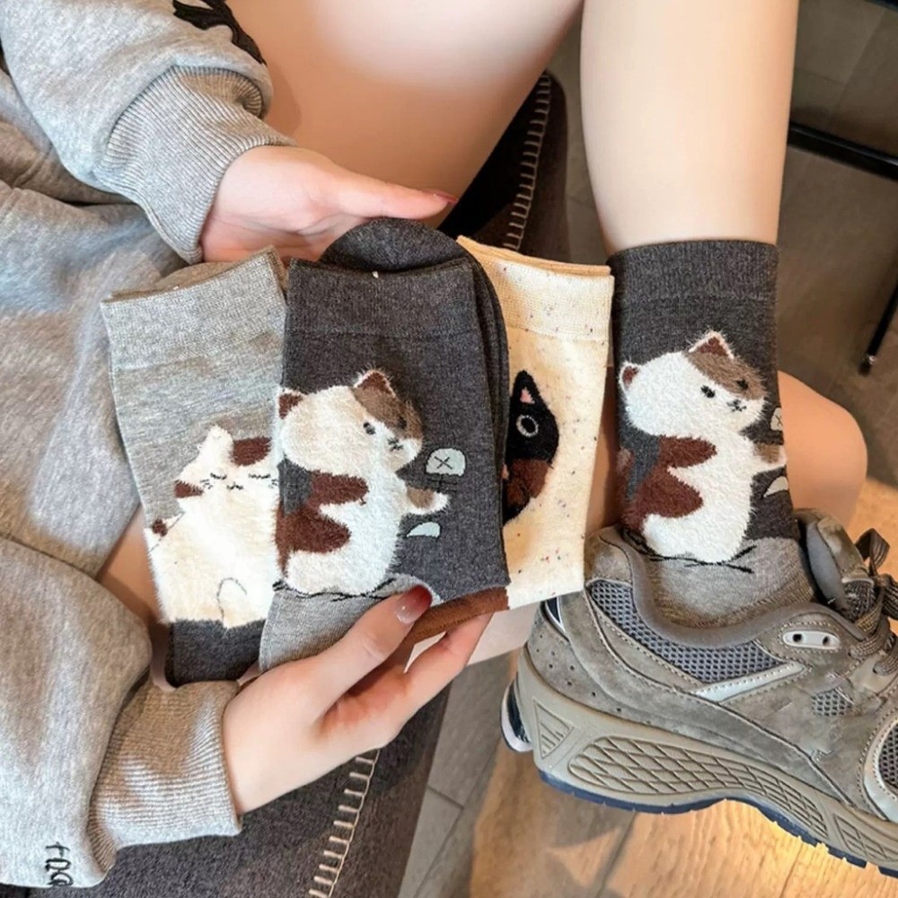 1/4Pairs Trendy Cute Cartoon Cat Women's Socks Casual Comfortable Middle Tube Socks Soft Cotton Snow Boot Socks Gift