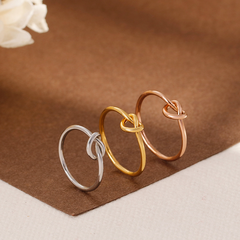 HOT Simple Knot Stainless Steel Rings for Women Girl Gold Silver Rose Gold Color French Light Luxury Ring Aillons Mujer Jewelry Gift