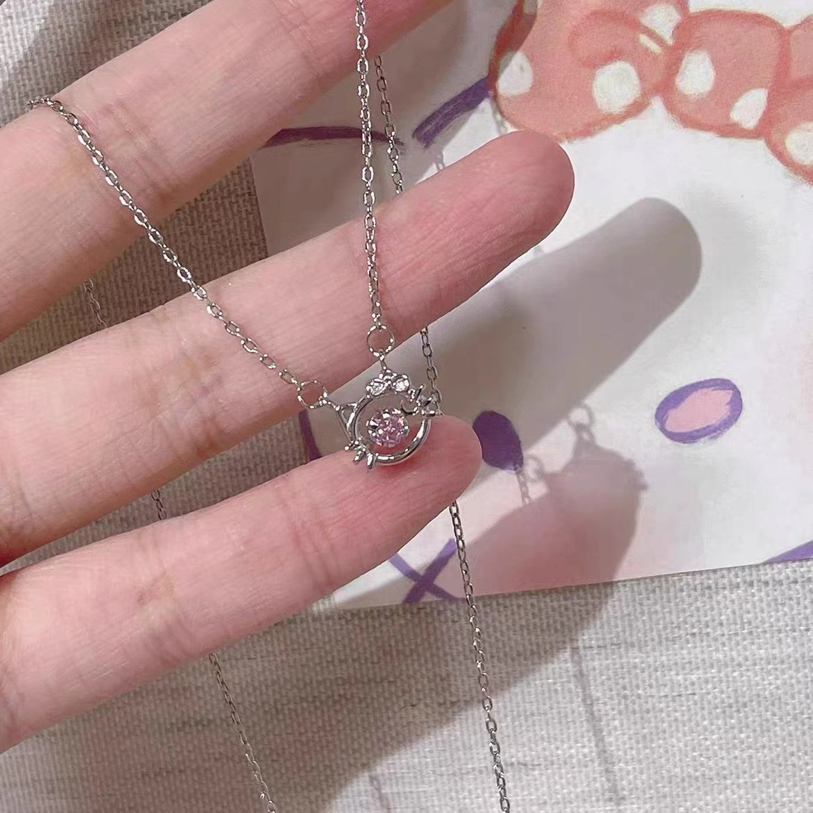 【New arrivals】Kitty Diamond Beating Heart Girl Cute Cat Head Necklace Female Student Ins Same Gift