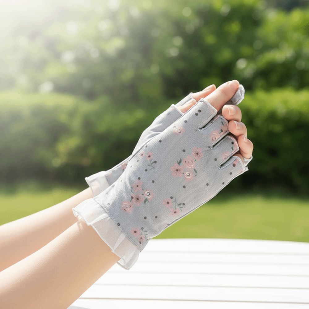 Pair Fashion Breathable Sunscreen Half-finger Gloves Silicone Anti Slip Thin Lace Mesh Gloves Sun Protection Floral Printed Summer Driving Mittens Summer