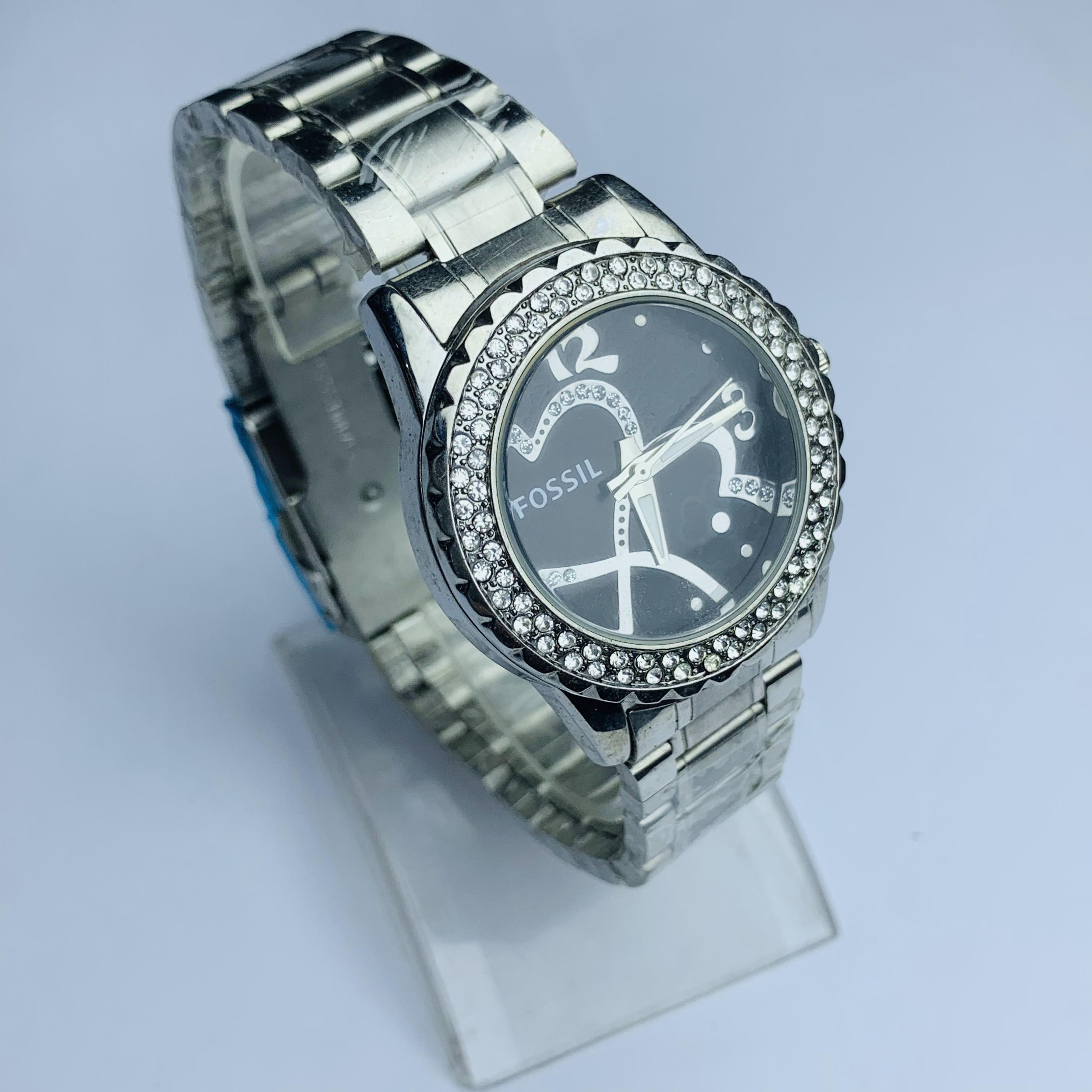 New Model Round Black Dial Stainless Steel Silver Chain Casual Wrist Watch For Men