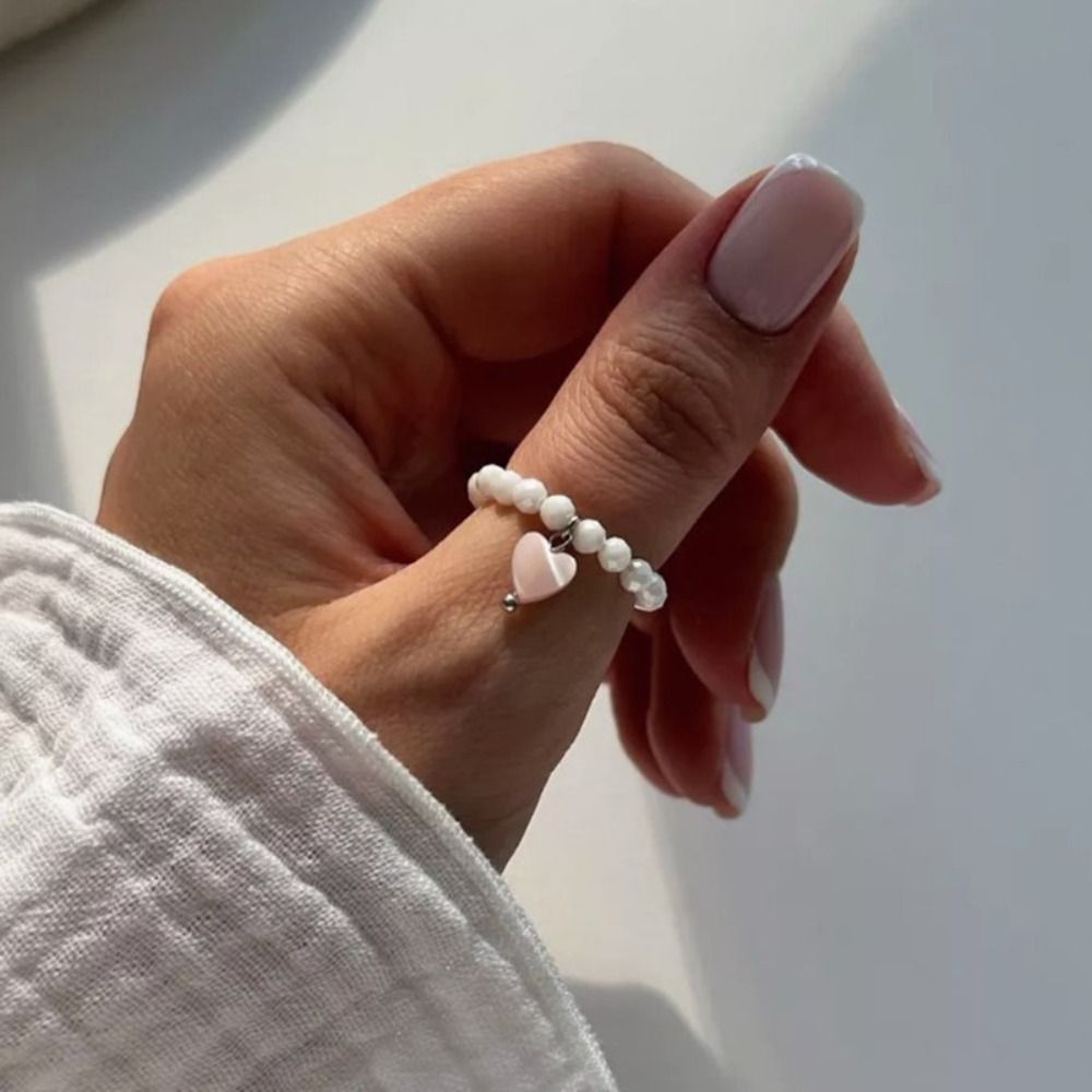 New Fashion Elastic Cord Sweet Creative String of Beads Premium Sense Vintage Originality String of Beads Heart Shape Shell Pendant Rings Waterproof Round Bead Rings for Women Elegant