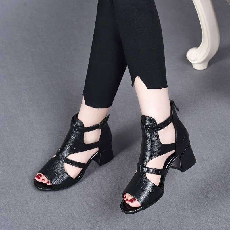 Womens Leather Casual Roman Ladies Summer New Soft Sole Platform Wedge Hollow Designer Sandals