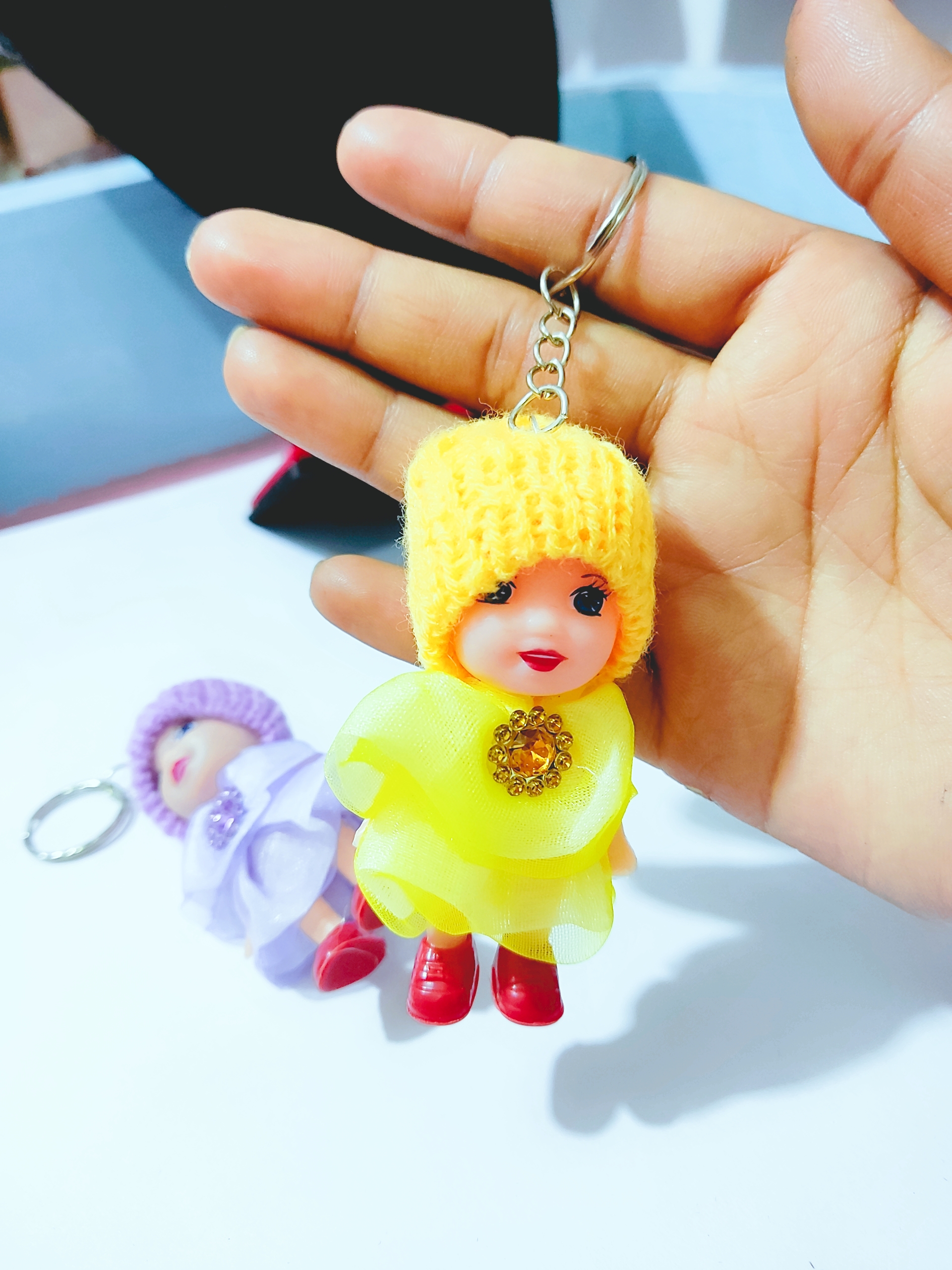 Small And Cute Doll Keyrings(Color May Vary)