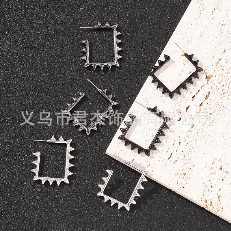 【Mega Sale】Ins Style Distinctive Hip Hop Sweet Stud Earrings Diablo Punk Men's Geometric Rectangular Serrated Earrings