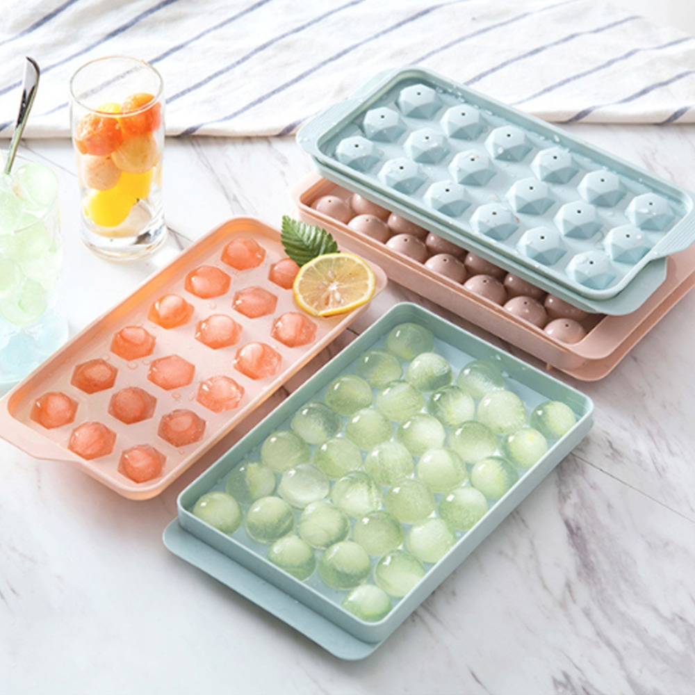 Food Grade 3D Round Summer Ice Cube Tray with Lid Ice Ball Maker Ice Box Homemade Portable Ice Cube Maker Kitchen