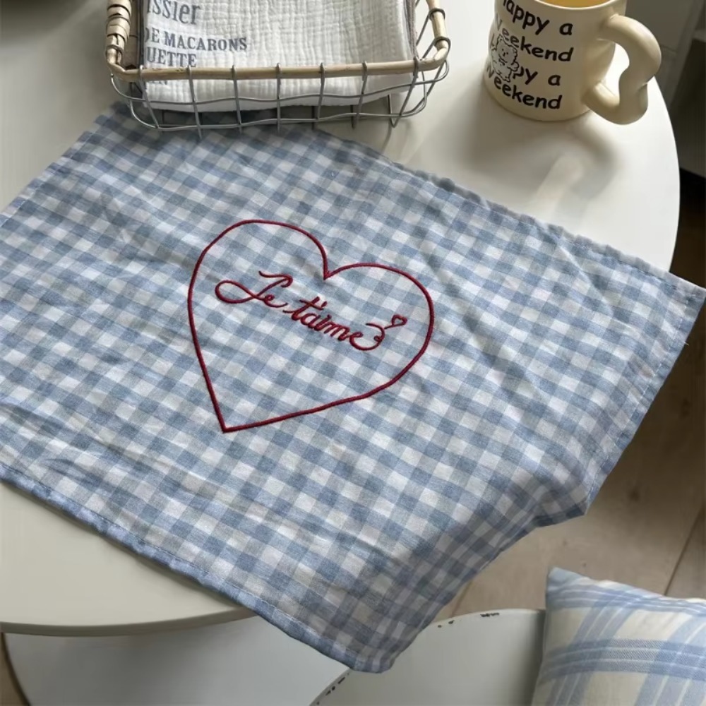 Creative Square Heart Embroidered Placemats 30*40cm Delicate Checkered Tablecloth Cotton Elegant Table Mat Photo Props