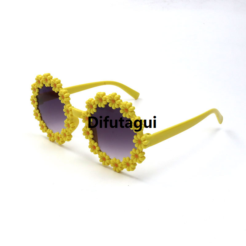 Difutagui Portable [ New ] Little Daisy Kids Sunglasses Cute Baby Personalized Special Street Shot UV Protection Sunglasses Flower Party Decoration Glasses