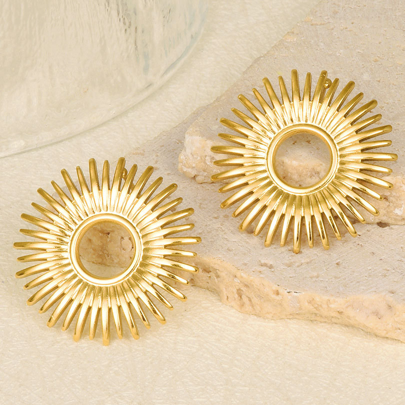 【New Arrivals】304 Stainless Steel Hollow Spike Earrings Female Style Light Luxury Earrings 18k Metal Advanced Design Earrings
