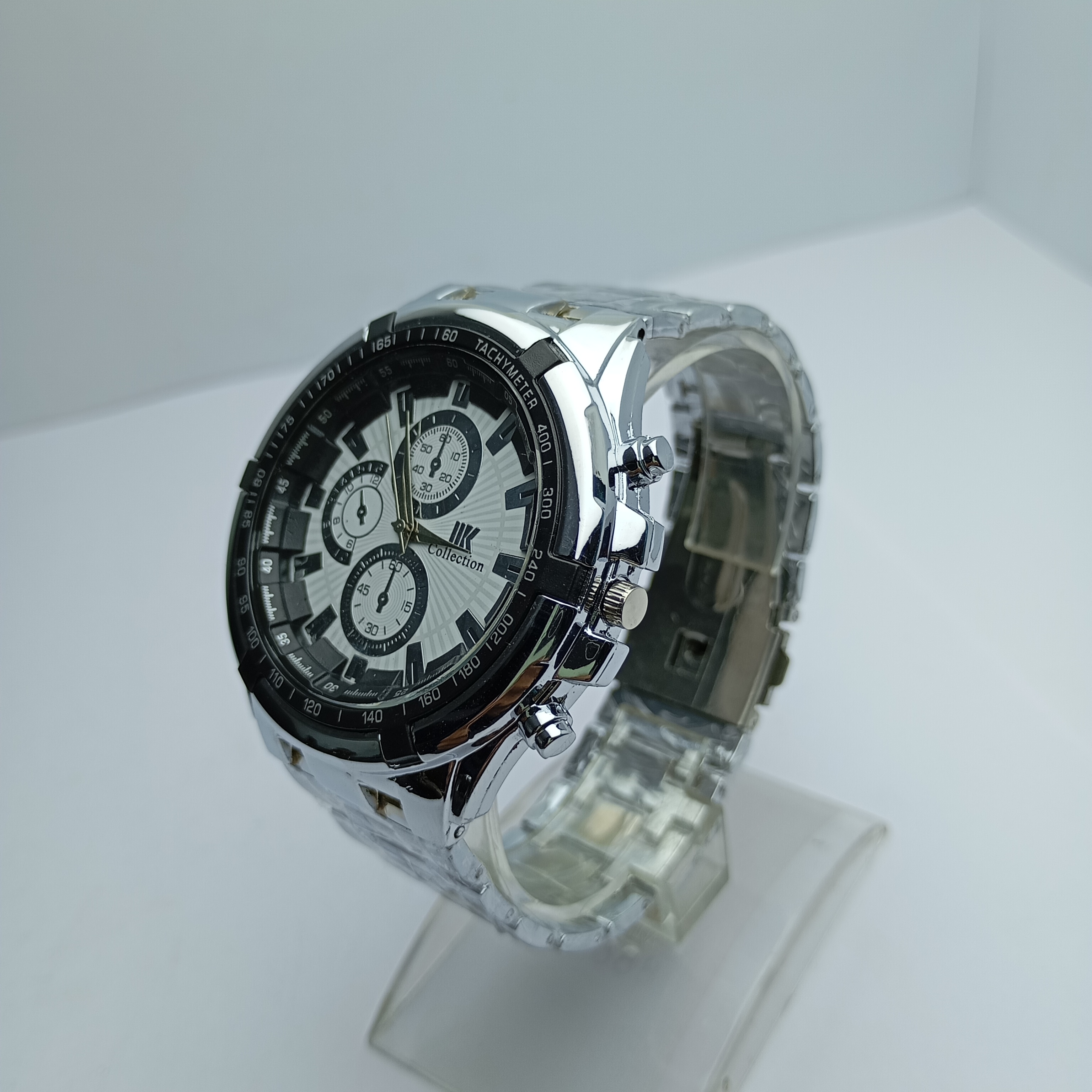 IK Collection Fashionable Silver Chain Round White Dial Stainless Steel Quartz Movement Wrist Watch For Men ||