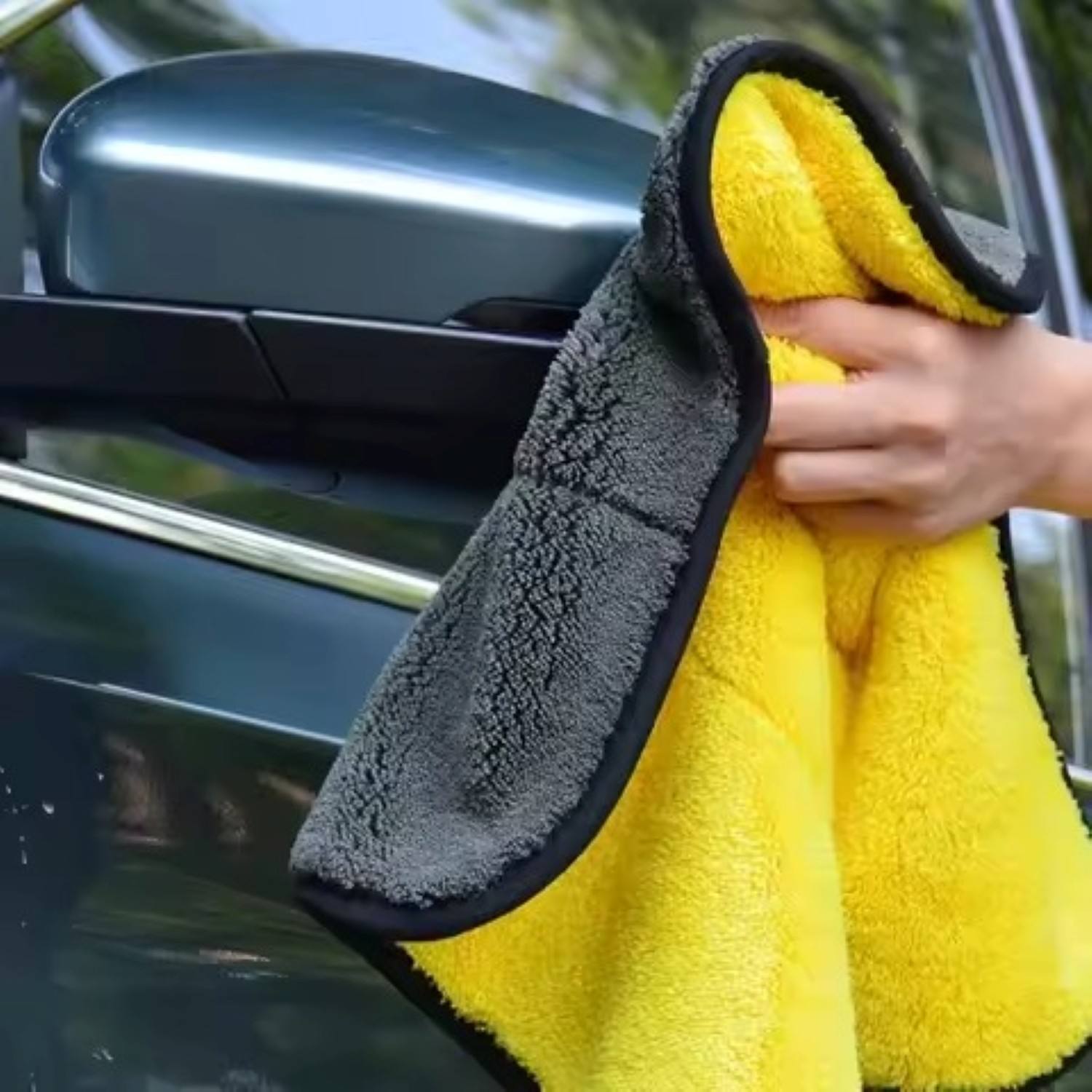 Super Absorbent Dual Sided Multipurpose Magic Microfiber Towel Pack of 1