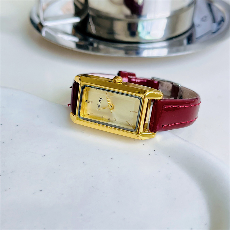 【TrendGlobe】Red high-end leather belt watch for women 2025 Niche light luxury women's watch [Top-notch quality]