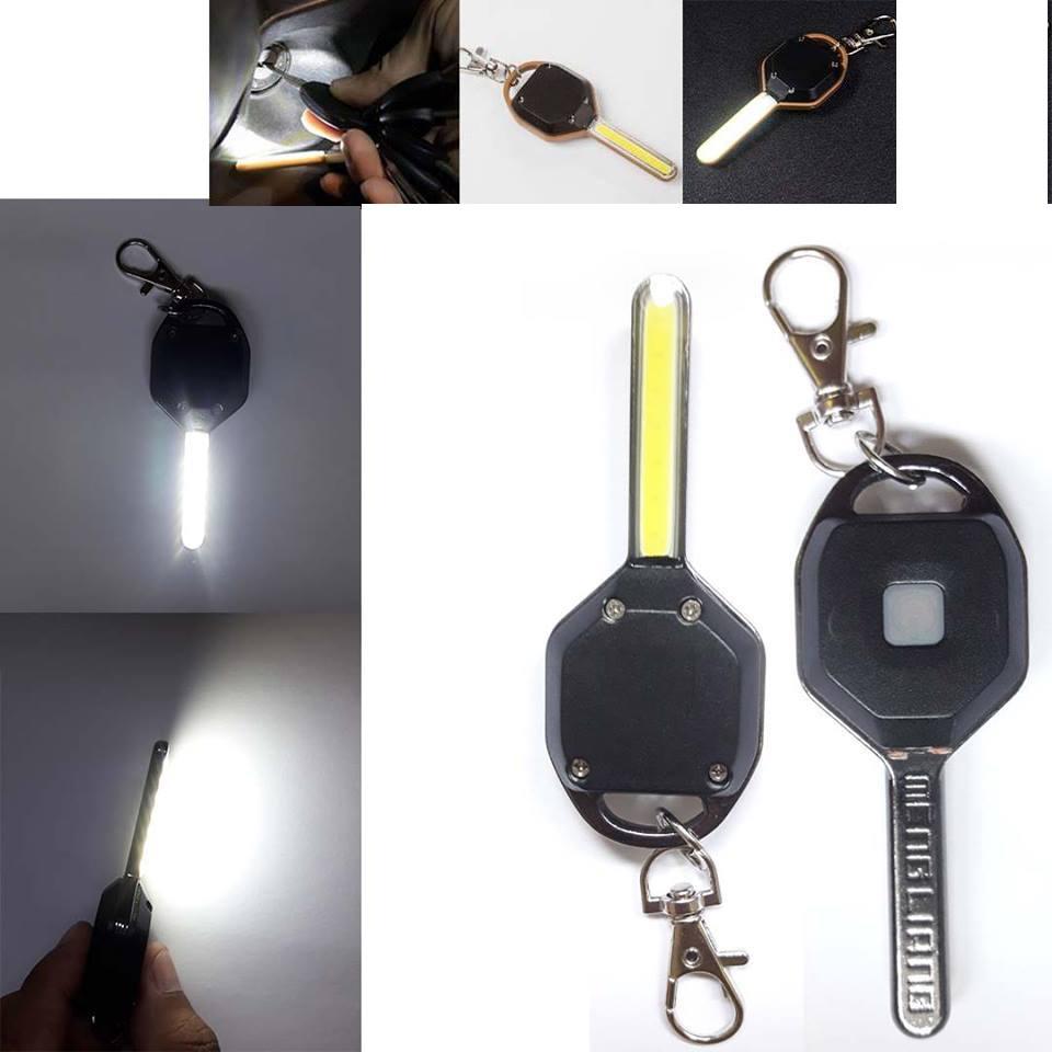 Mini LED Key Chain Flashlight, Ultra Bright Key Ring Light Torch