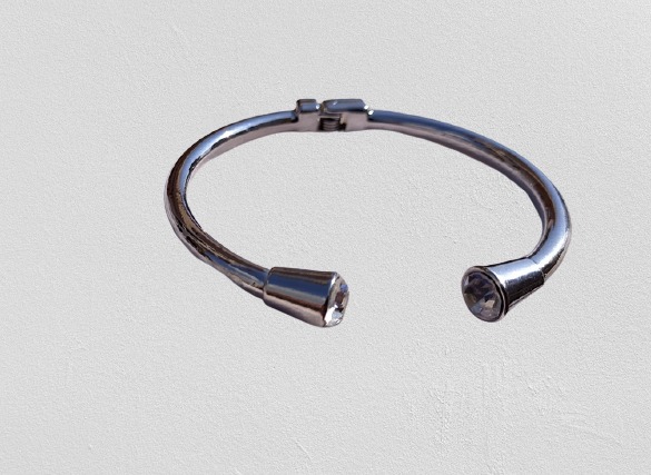 1 Piece Free And Adjustable Size Stylish Bangle / Bracelet Women's Bangle Models