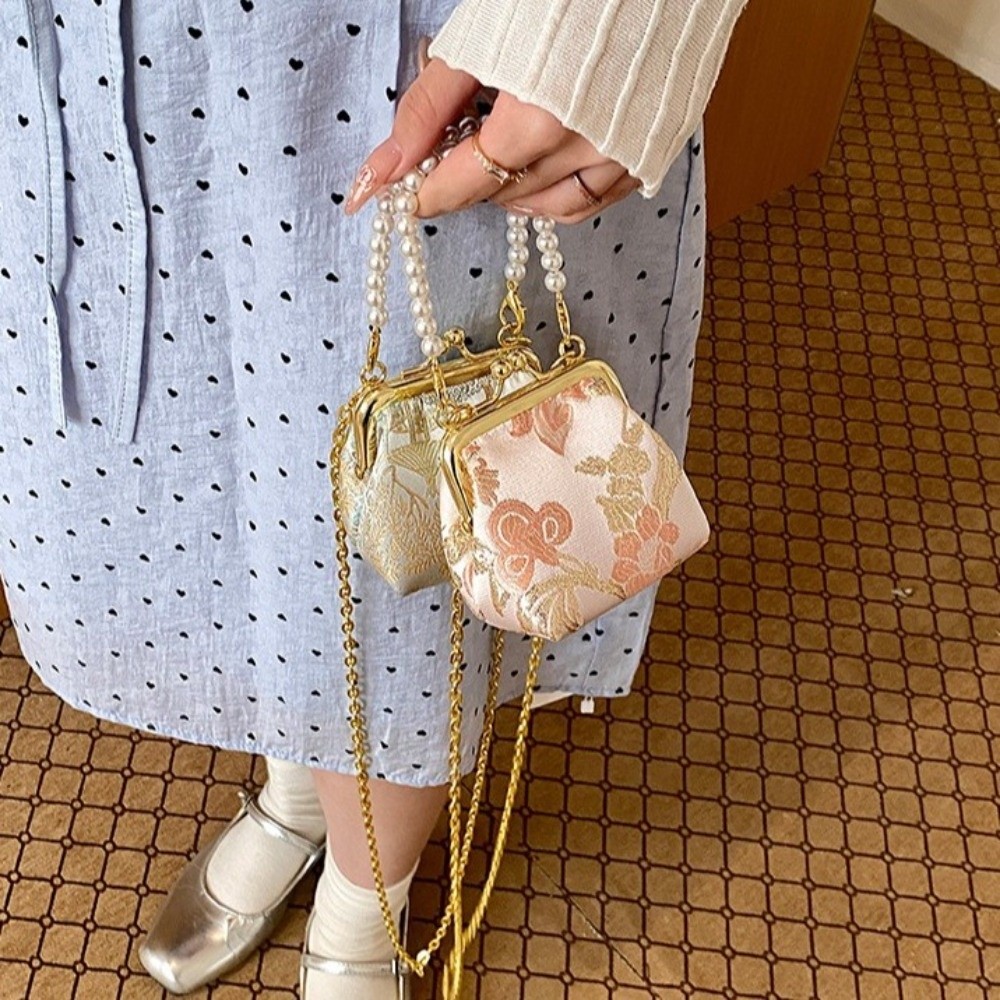 Fashion Retro Kiss Lock Crossbody Bag Embroidery Ethnic Style Chinese-style Mini Bag Exquisite Elegant Clasp Bag Party