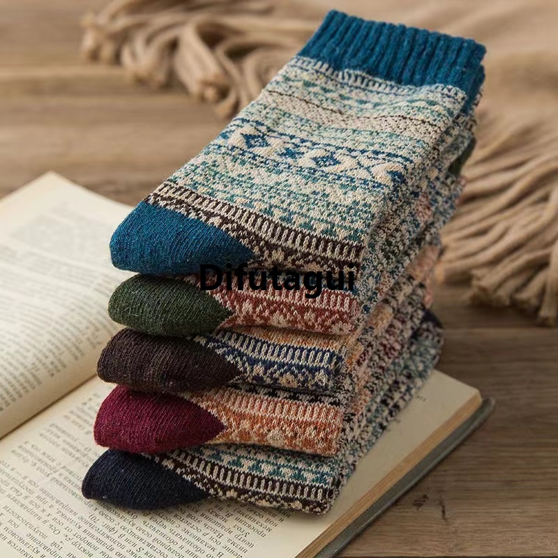 Difutagui Hot Selling Men's fashion and style men's, warm socks thick winter Luxury double 52 / men's mid-cut vintage, colorful snow boot socks