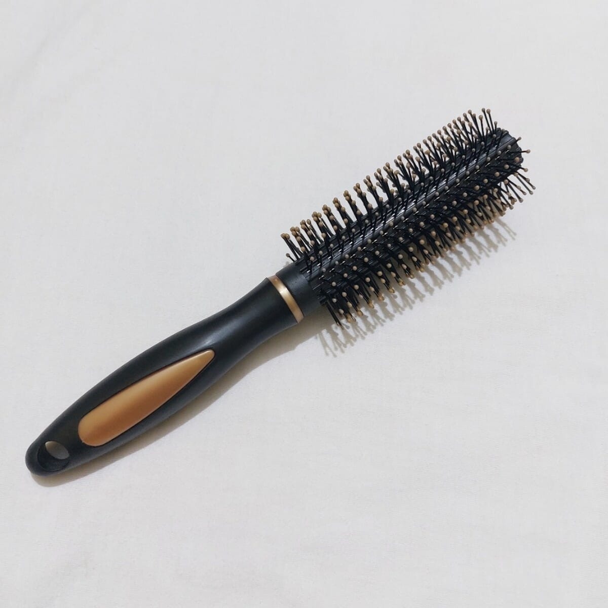 Round Hair Brush -Comb.