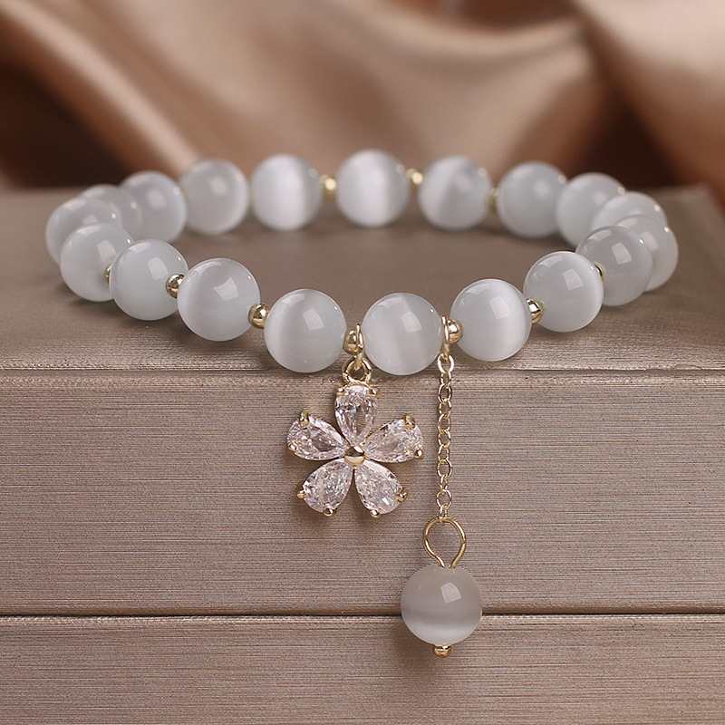 【Innovative designs】White Cat's Eye Bracelet Small Flower Single Circle Tassel Simple All-match Gentle Sweet