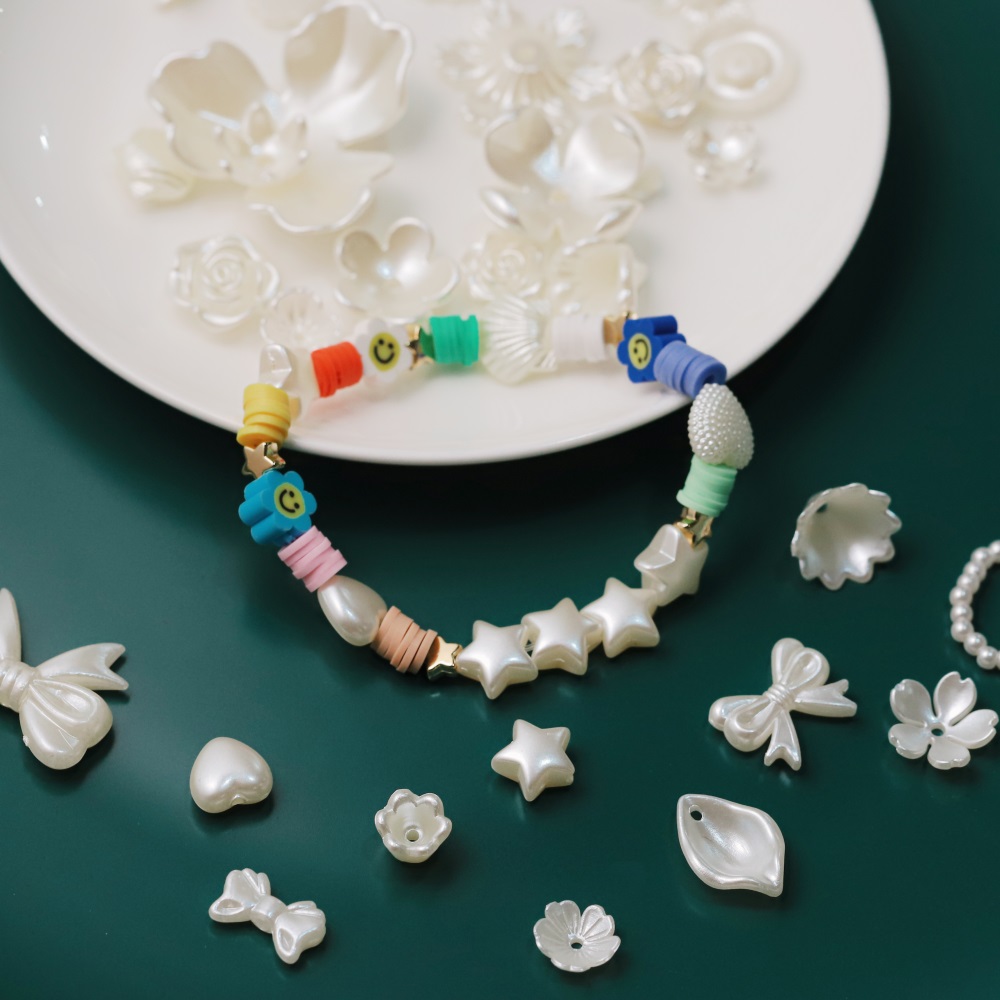 St. Kunkka 20pcs/Lot Abs White Flower Beads Acrylic Beads Pendant Various Butterfly Shapes DIY Handmade Jewelry Production
