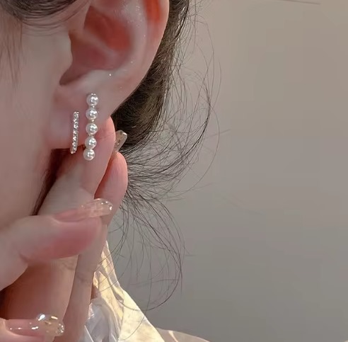 1 Pcs Blend Crystal Stud Earrings Glass Diamond Earrings Fashion All Women's Long Earrings Double Earrings for Girls & Women -Best Gift Ever