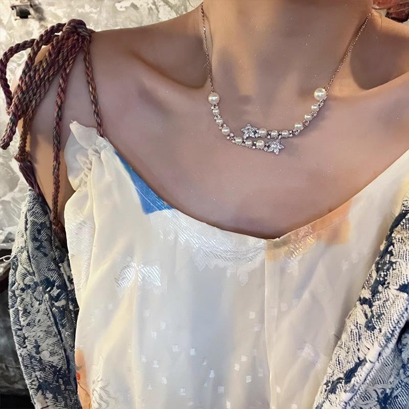 【New Arrivals】Moon Splashing Milky River Full Diamond Five-pointed Star Pearl Necklace Feminine Light Luxury High-end Elegant Star Necklace Clavicle Chain