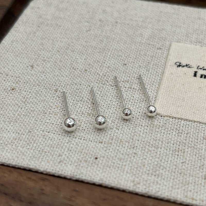 【New arrival】Small Mini Doudou No Earrings for Women Simple Daily Earrings Earrings for Women and Men