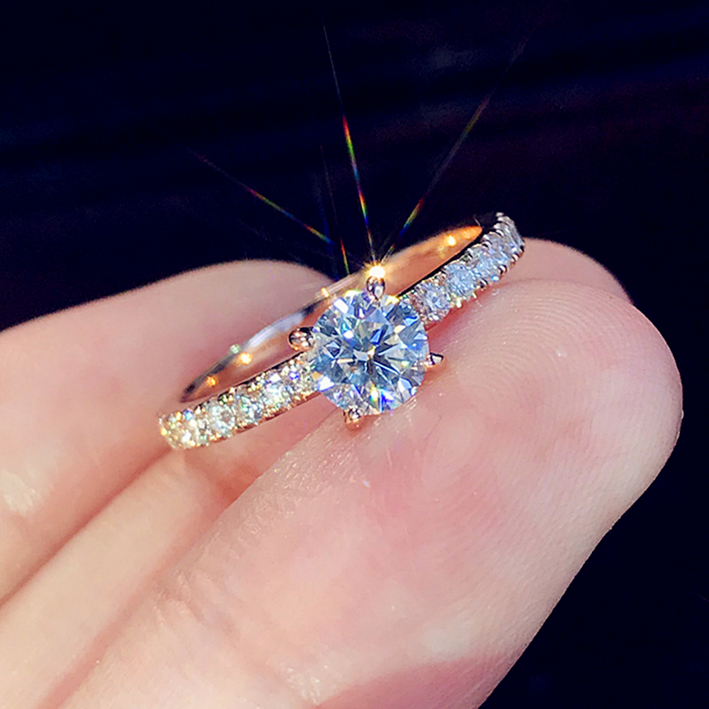 【Qian poem li Store】New Trendy Crystal Engaget Design Hot Sale Rings For Wo White elegant rings Bridal jewelry Gift Sterling