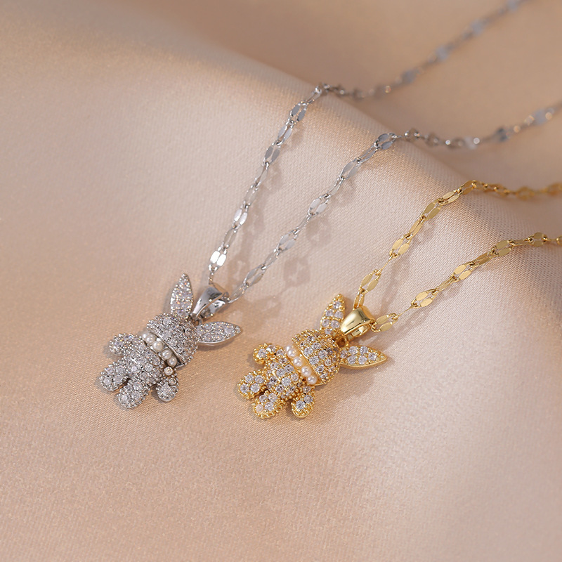 【Good sharing!】Necklace Women's Sweet Cool Cute Rabbit New Cute Zircon Pearl Diamond Elegant Design Sense Titanium Steel Clavicle Chain