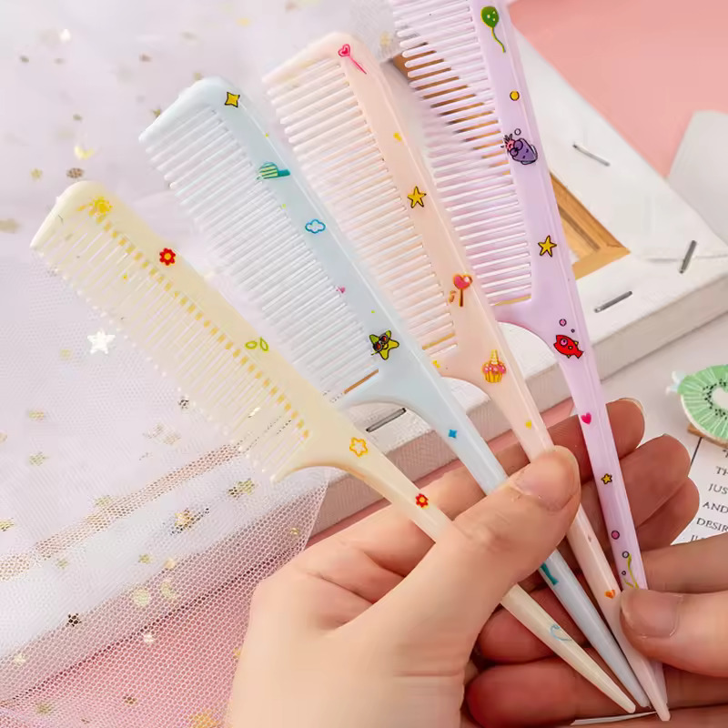 Cartoon Animal Comb Custom Logo Baby Plastic Comb Mini Cartoon Comb For Children