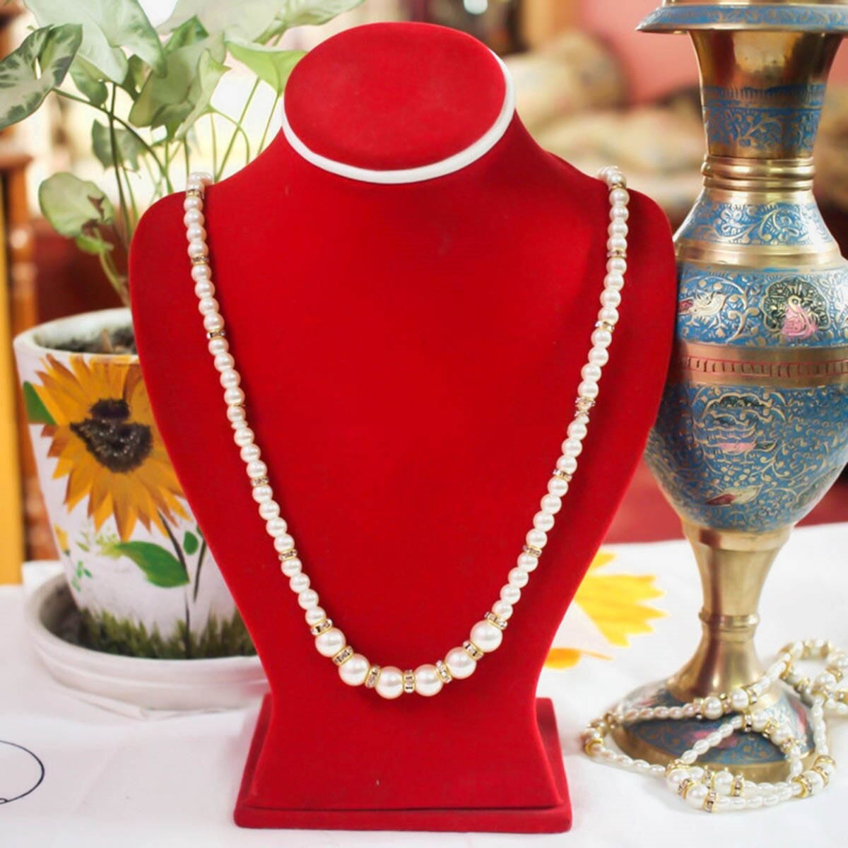 White Pearls Golden Necklace For Ladies
