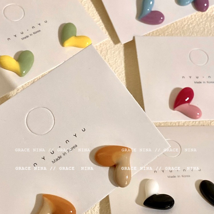 【New arrival】Ins Style Contrast Color Love Earrings Women's Simple All-match Earrings 2023 New Trendy Sweet Earrings Niche Design