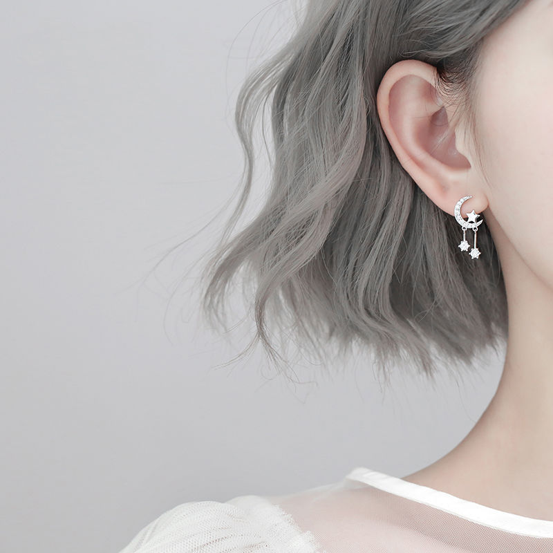 【Fresh designs】Flash Diamond Star Moon Tassel Earrings Simple Design Fashionable High-end Earrings for Women