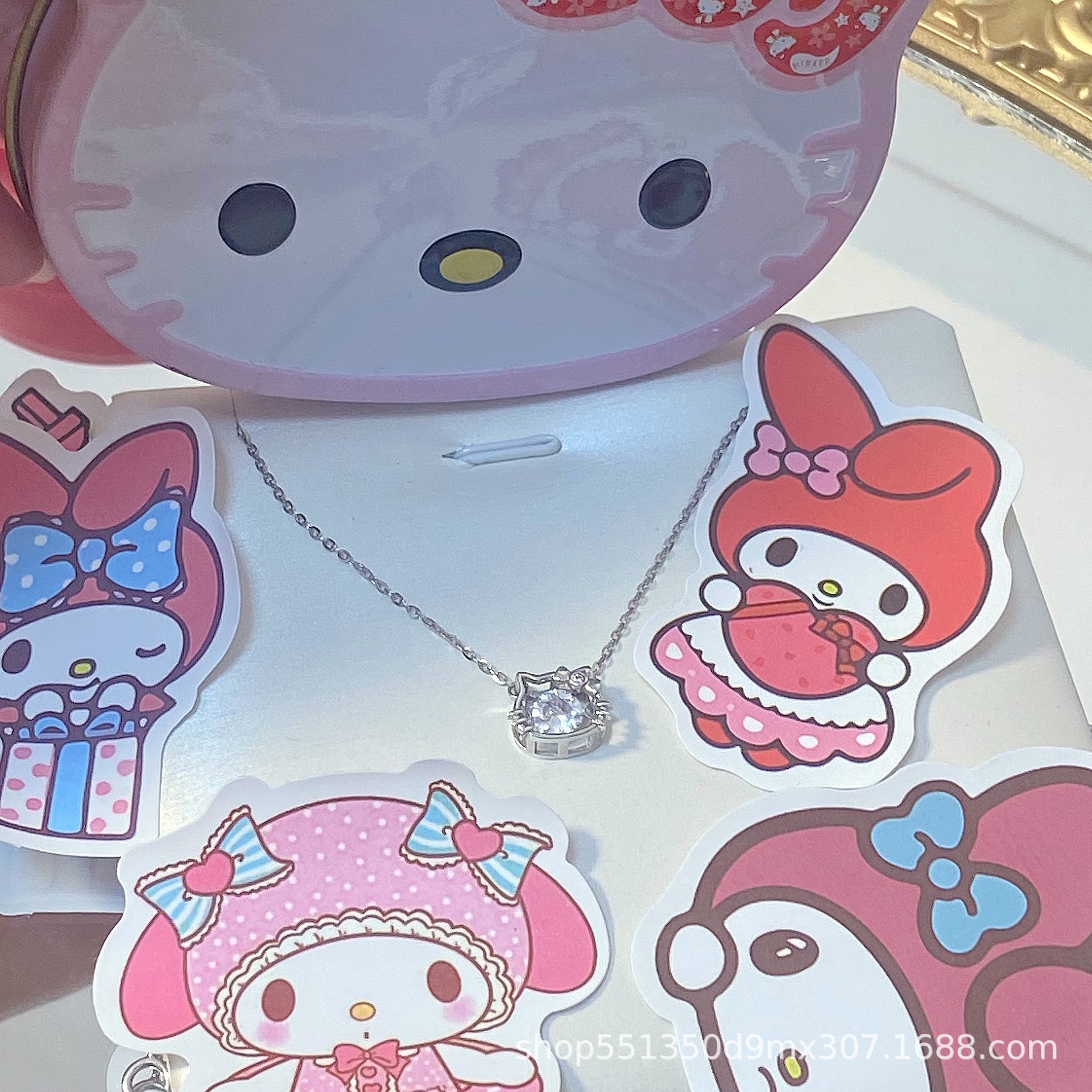 【Good sharing!】New Smart Hello Kitty Necklace Women's Light Luxury Niche Design Kitty Beating Heart Simple All-match Clavicle Chain